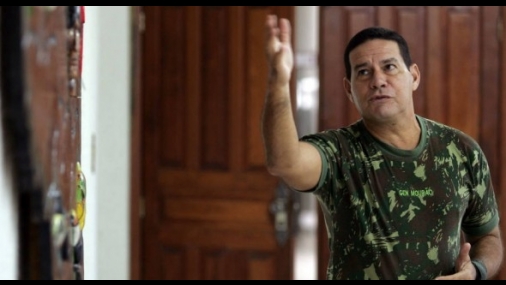 Comando do Exército diz que não vai punir general que pregou intervenção militar