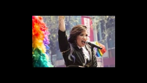 Demi Lovato apoia público LGBT do Brasil após decisão judicial