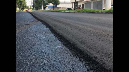 Prefeitura lança pacote de obras para recapear onze vias públicas