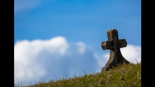 Prefeitura informa horário de cemitérios em dia de finados